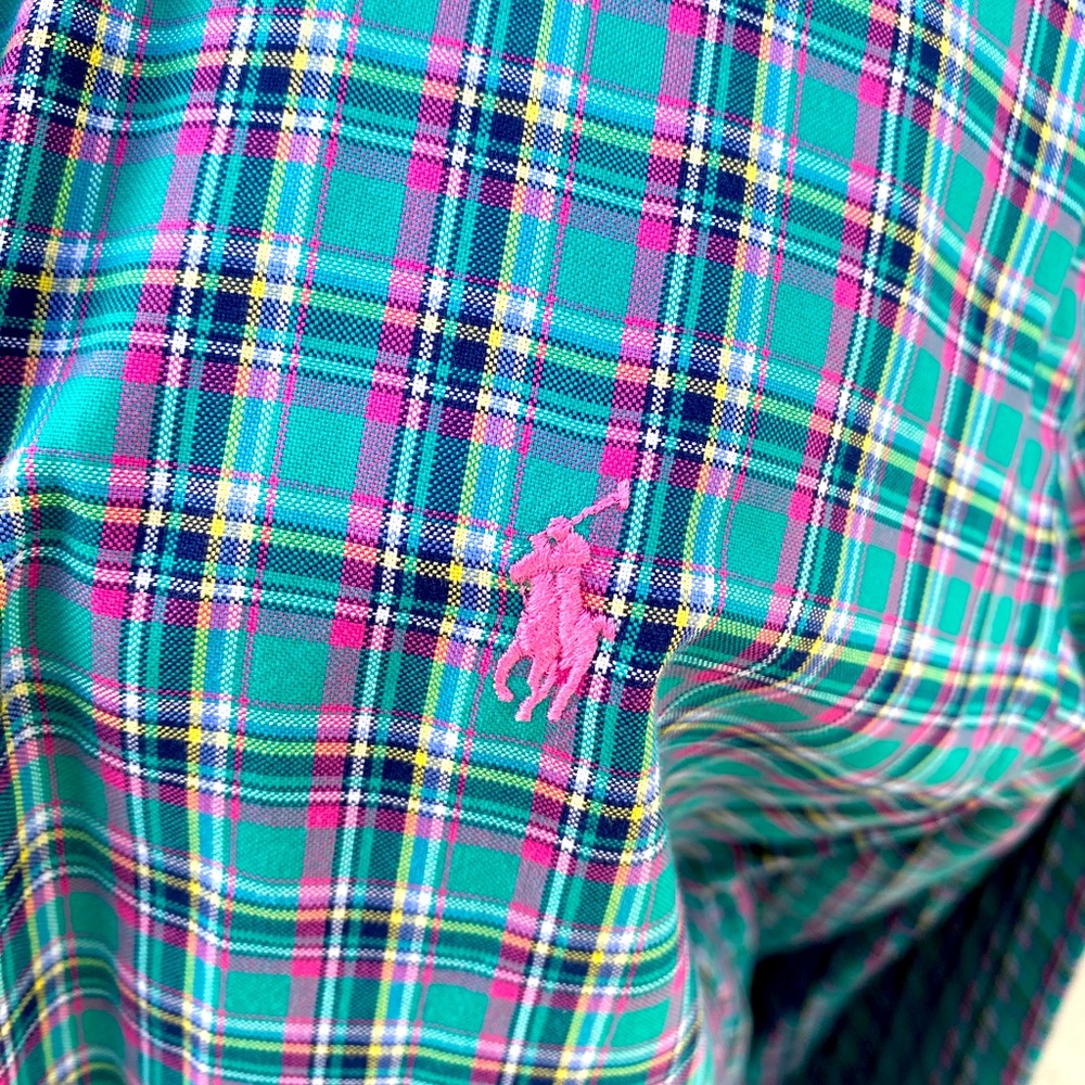 Men’s dress/casual shirt